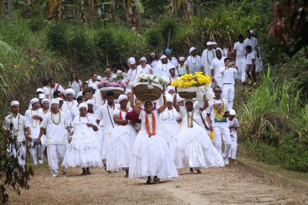 O que é Umbanda? Saiba tudo sobre essa religião afro-brasileira! - Espaço Recomeçar