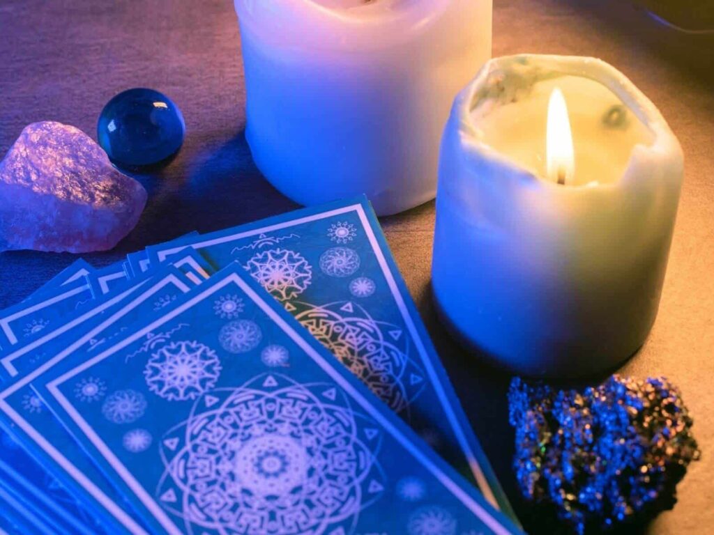 como fazer um feitico para atrair uma pessoa