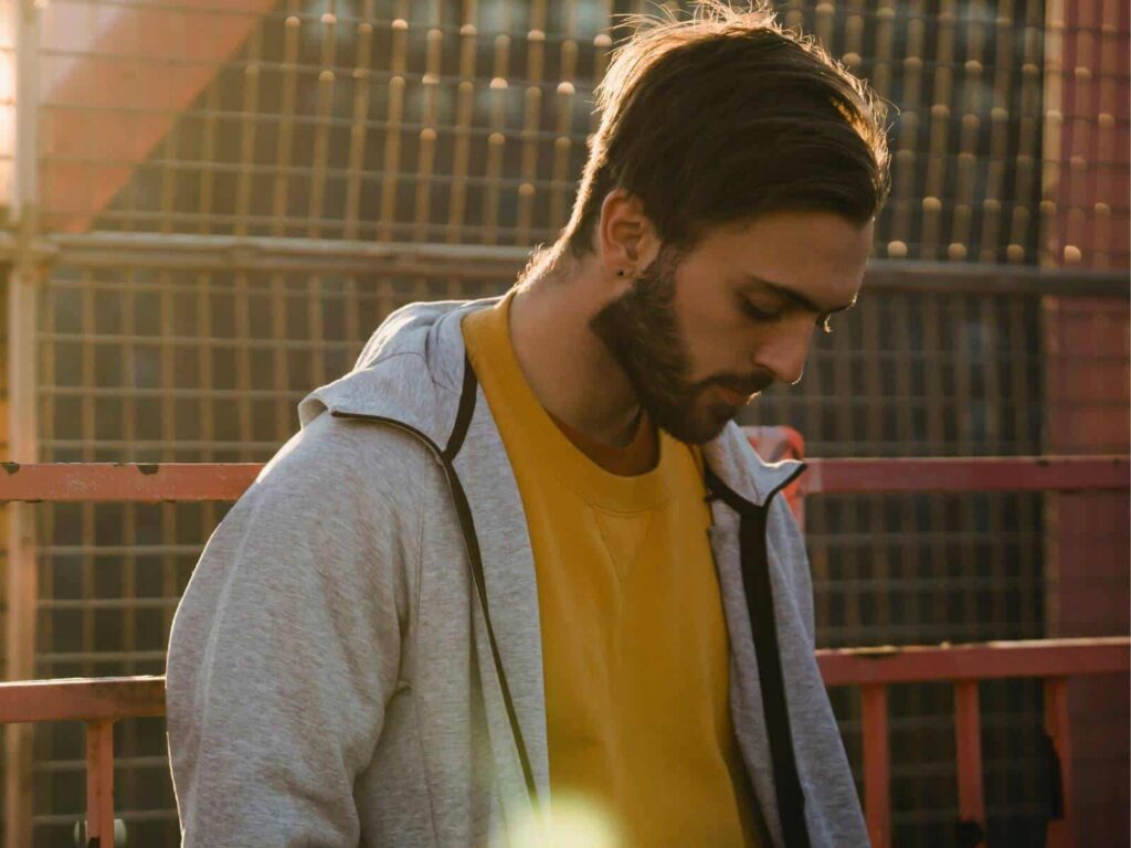 Como saber se um homem está sofrendo por amor? como saber homem sofrendo por amor
