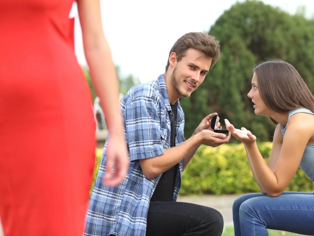 Ele é casado e fica atrás de mim: O que eu faço? ele e casado e fica atras de mim