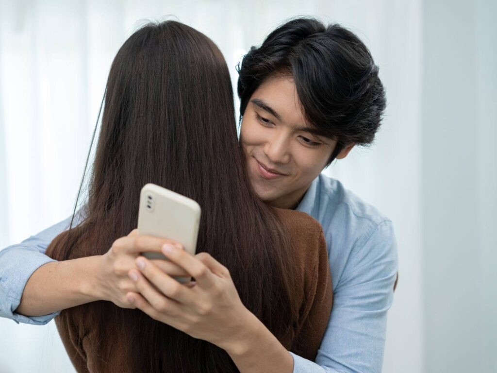 O que fazer com um homem casado traindo a esposa? homem casado traindo a esposa