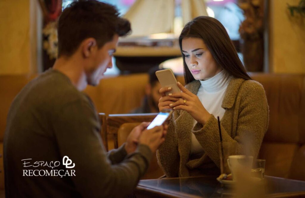 O que fazer para o casal sair da rotina? 10 dicas! O que fazer para o casal sair da rotina? 10 dicas! - Espaço Recomeçar