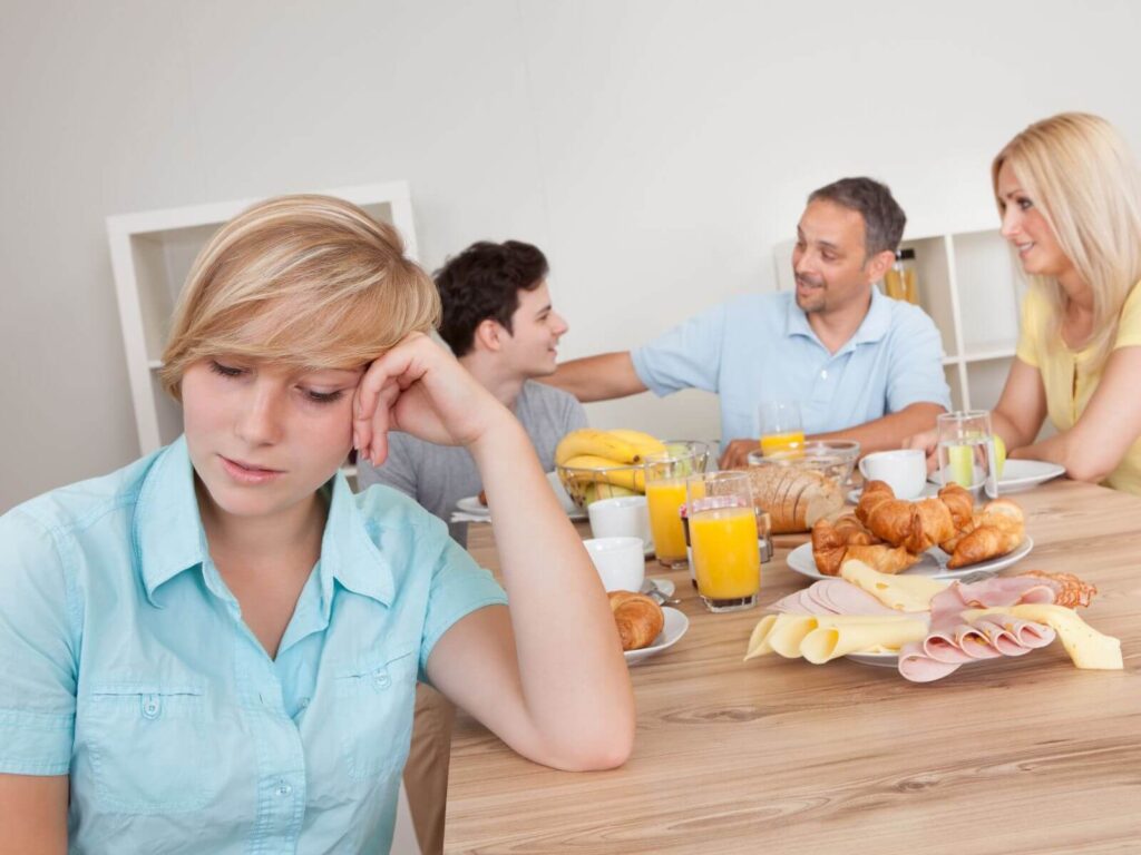 A família do meu marido me exclui, o que eu faço? a familia do meu marido me exclui