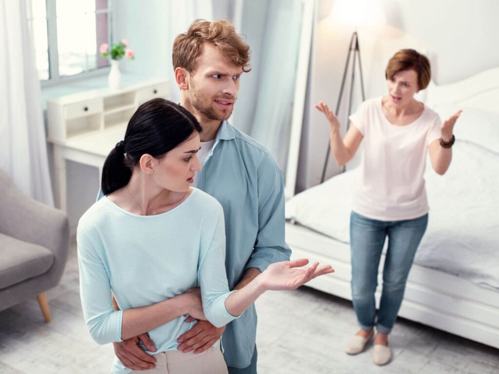 como resolver brigas entre mae e marido