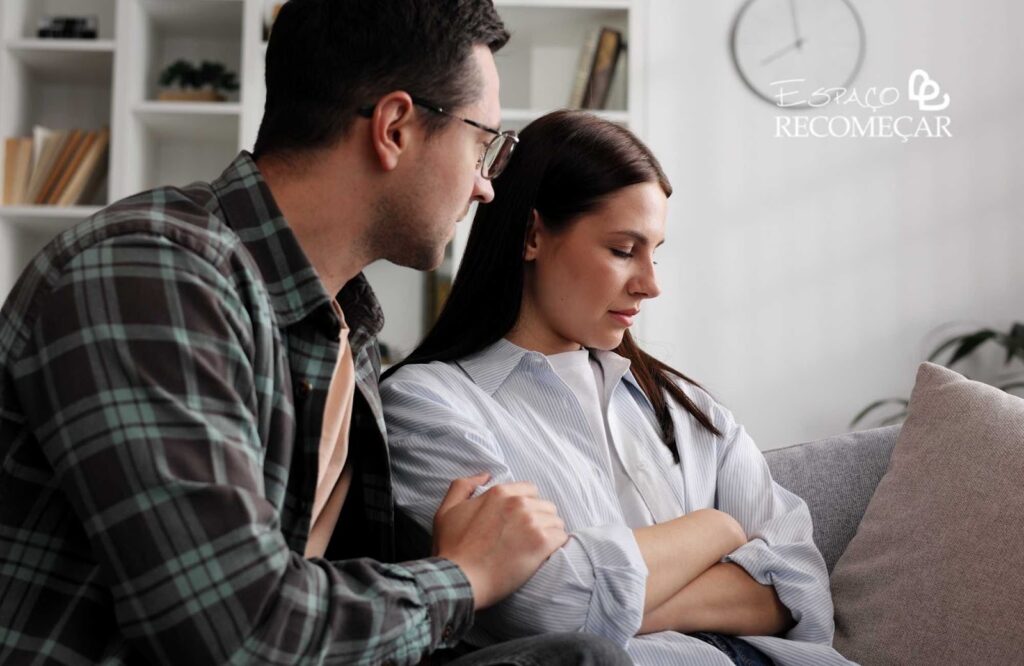 Como um homem demonstra arrependimento: comportamentos e exemplos Como um homem demonstra arrependimento: comportamentos e exemplos - Espaço Recomeçar